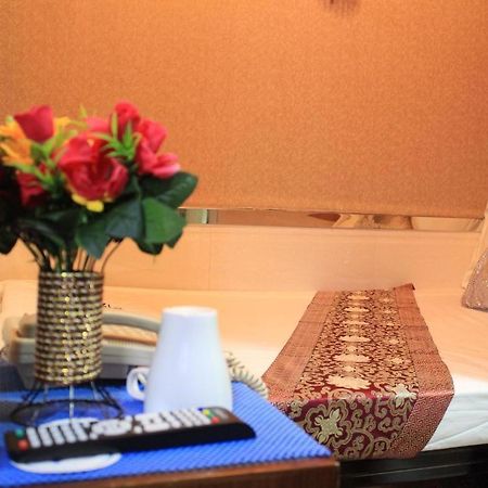 London Guest Guest House Hong Kong Bagian luar foto