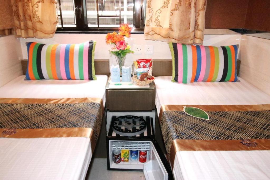 London Guest Guest House Hong Kong Bagian luar foto